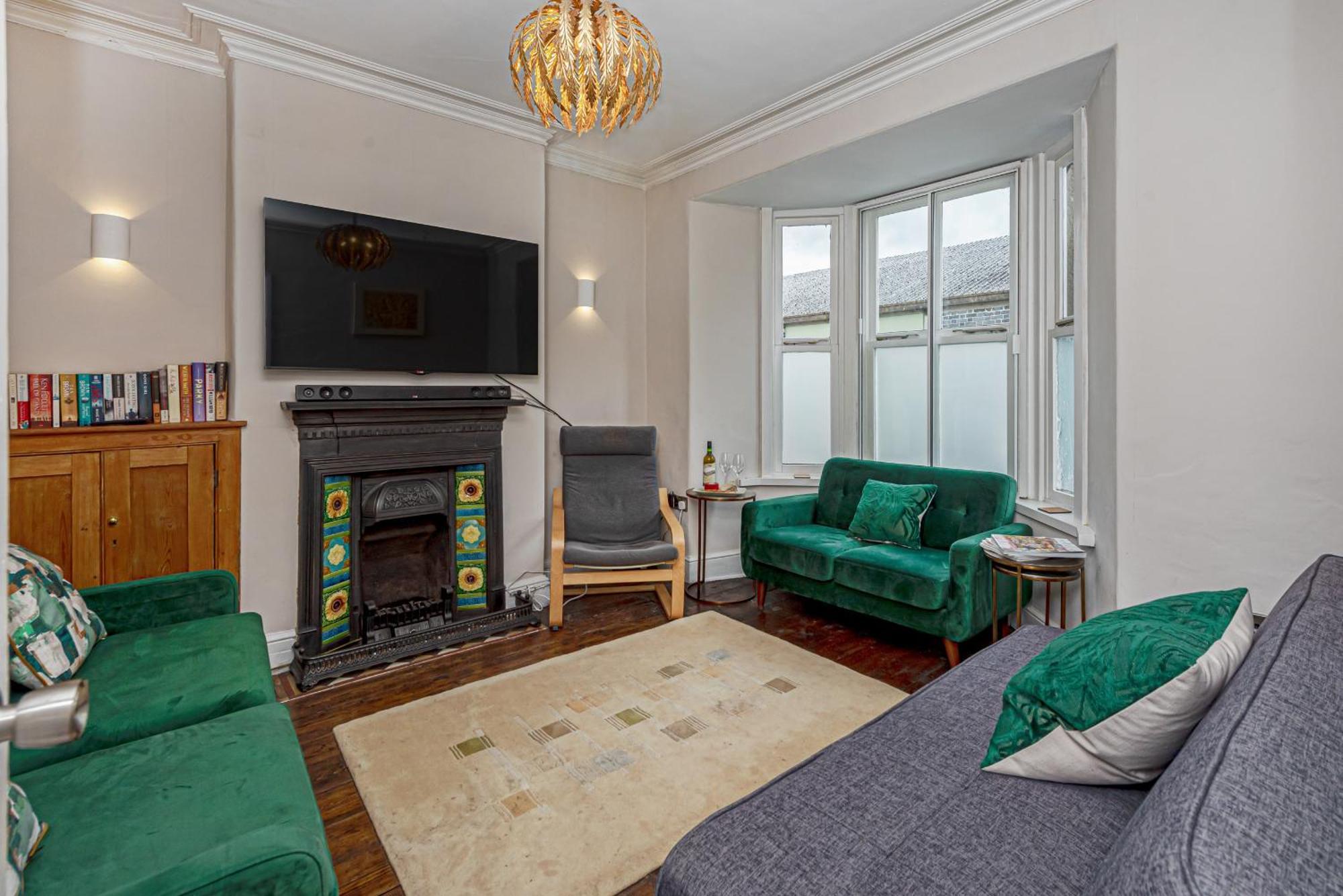 Character Townhouse In Town Centre & Superb Views Villa Dolgellau Exterior photo